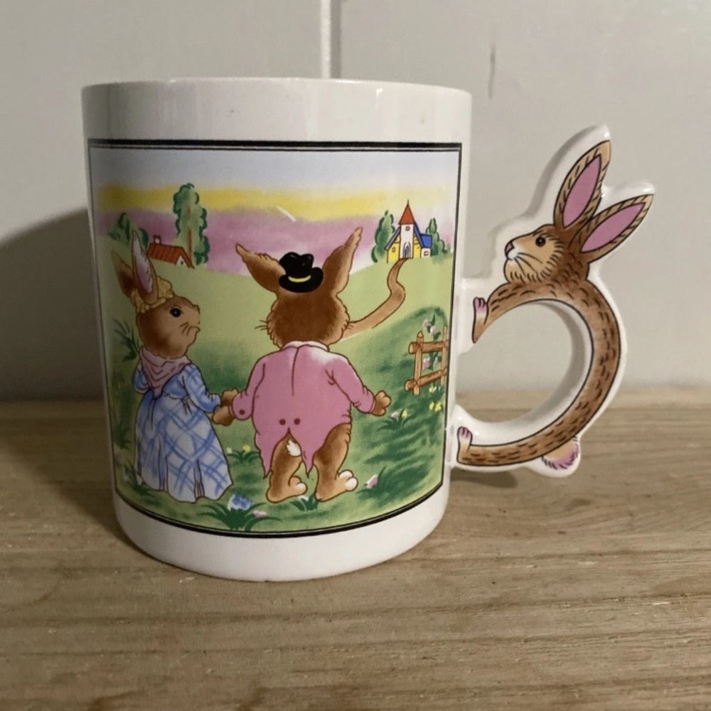 Vintage Charming Rabbit Design Mug - Picture 5 of 6